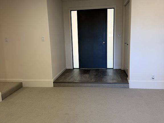 3rd image of 28016 Green Oaks Dr