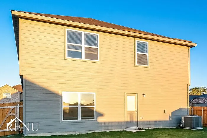 17001 Dusty Boots Ln — Photo 23
