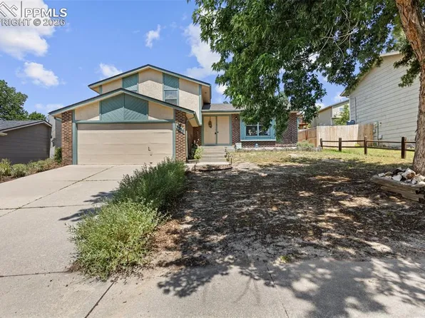 3350 Lynnwood Way, Colorado Springs, CO 80918