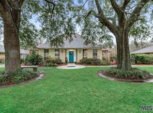 11255 Greencrest Dr, Baton Rouge, LA 70811