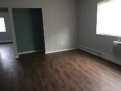 Maple Eastlake Apartments — Photo 34