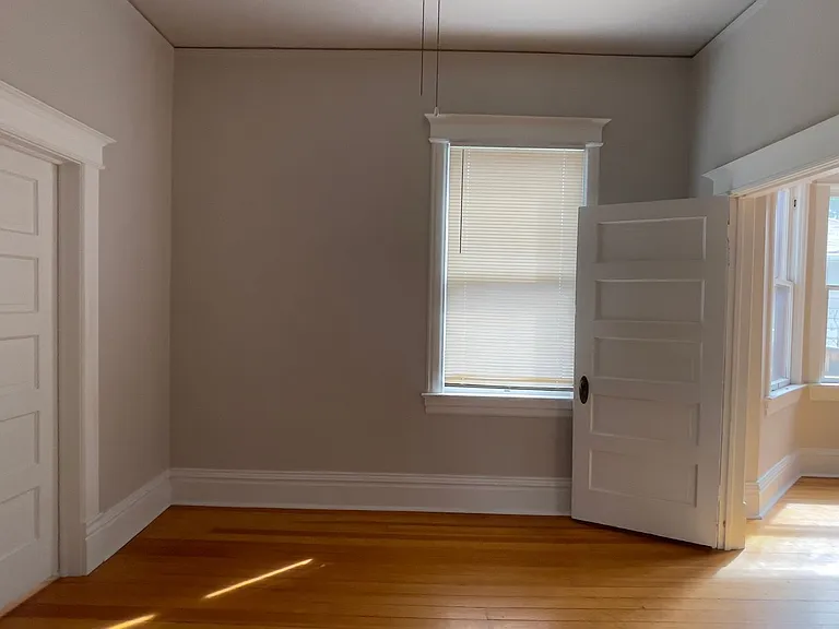 1011A N Corona St — Photo 16
