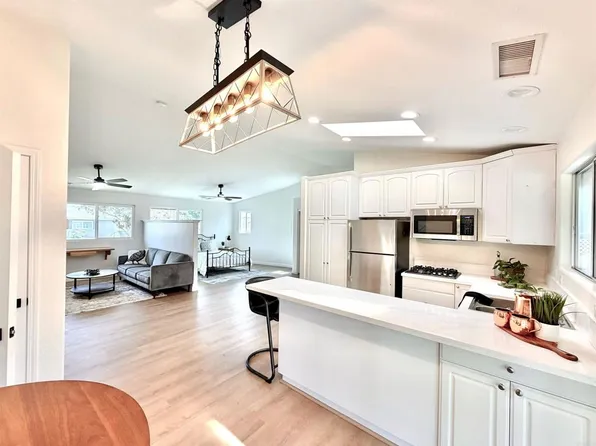 1401 N Elm St, Escondido, CA 92026