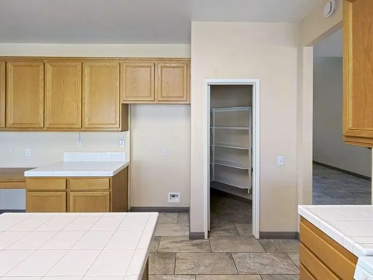 37978 Spur Dr — Photo 6