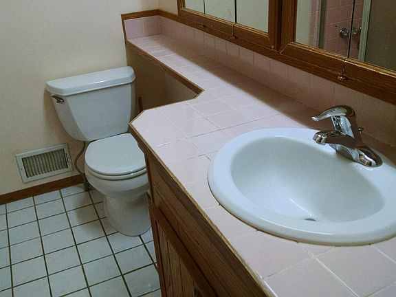 3rd image of 5930 Amrap Dr