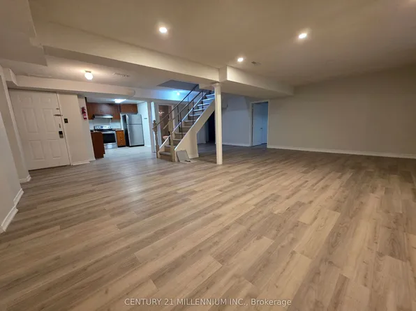 30 Wexford Rd #Basement, Brampton, ON L6Z 2V8