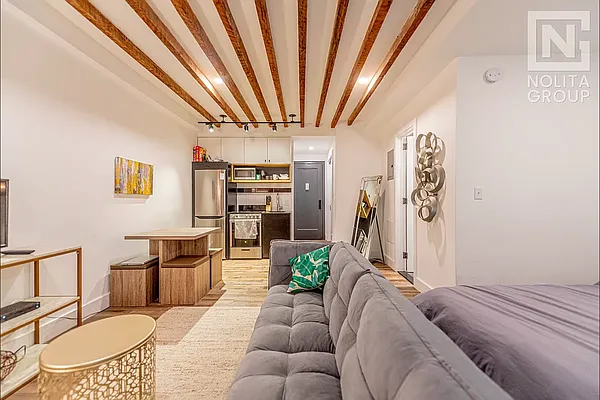 Rented by Nolita Group | media 9