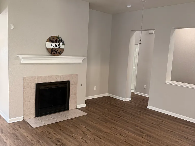 6744 Geyser Trl — Photo 3
