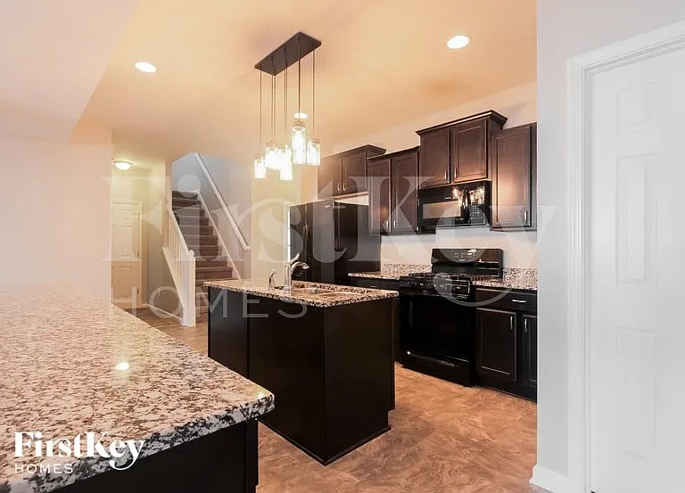 5273 Brandywine Dr — Photo 5