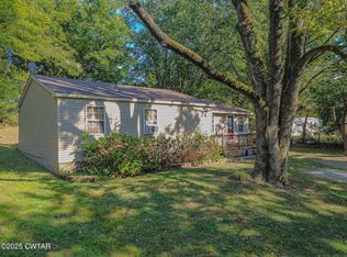 60 Moore Ave, Friendship, TN 38034