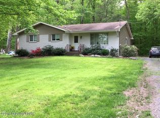 132 Johns Ln, Tannersville, PA 18372