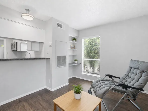 2801 Hemphill Park Unit A-301, Austin, TX 78705