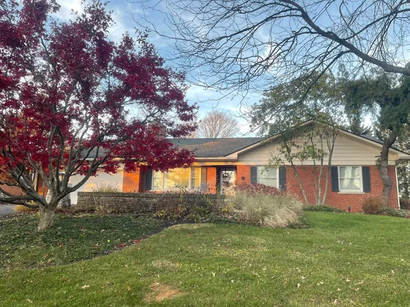 627 Tateswood Dr, Lexington, KY 40502