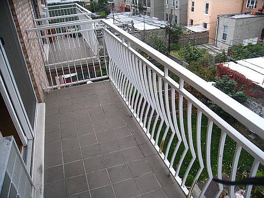 5th image of 2560 38th St APT 4b