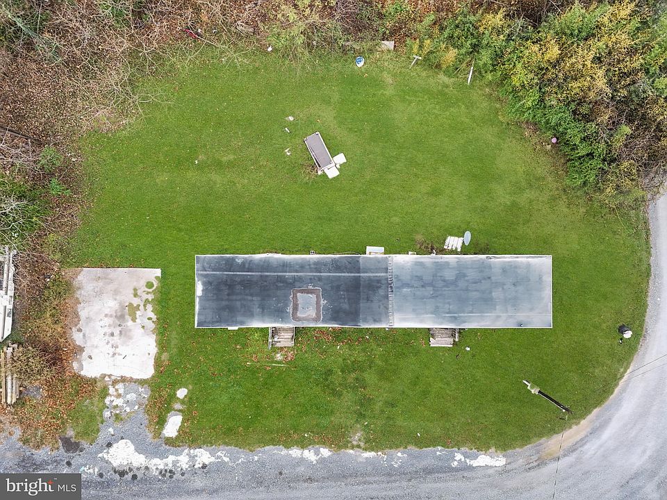 2nd image of 10 New Harmony Ln