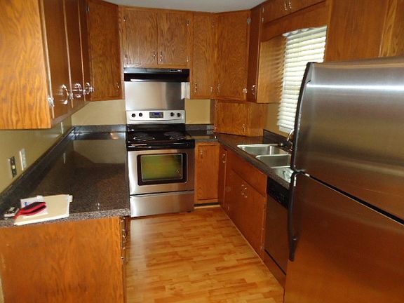 Stainless steel kitchen appliances