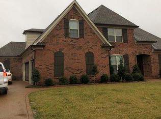 209 Carellton Dr, Gallatin, TN 37066