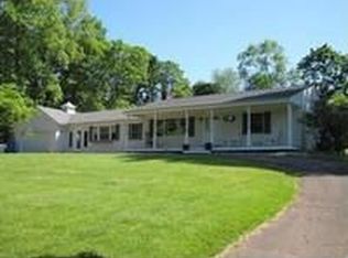 31 Preston Dr, Branchburg, NJ 08876