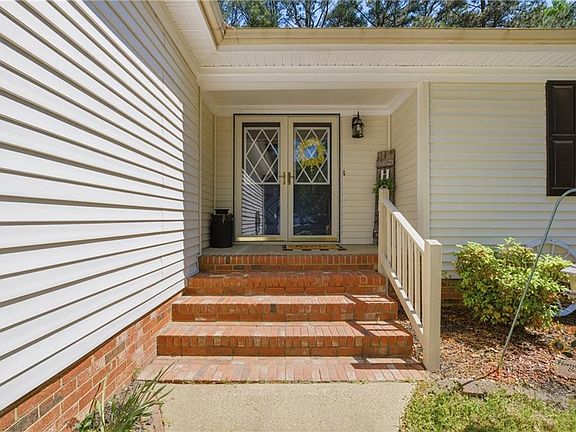 5th image of 1832 Woodland Rd