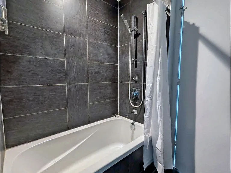 101 Charles St E #4908 — Photo 11