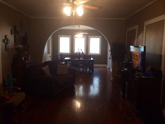 2nd image of 804 S Buerkle St