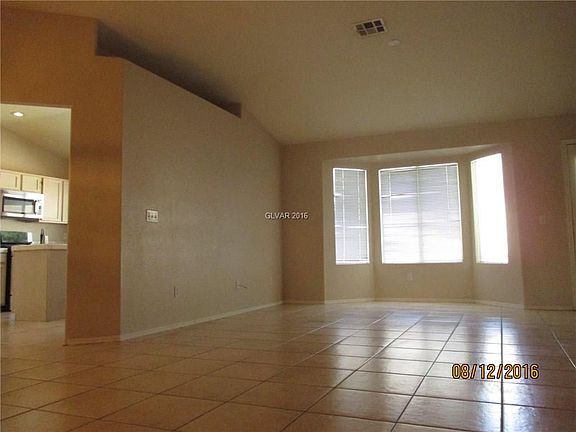 5th image of 325 New Hope Dr #0