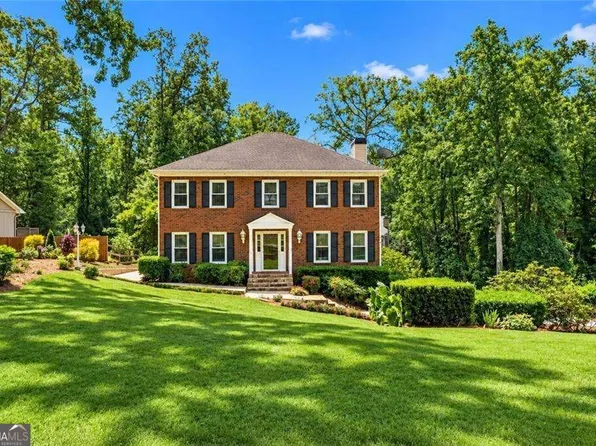 4585 Hunting Hound Ln, Marietta, GA 30062