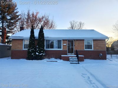 21900 Harper Lake Ave, Saint Clair Shores, MI, 48080
