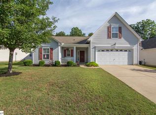 664 Timber Walk Dr, Simpsonville, SC 29681