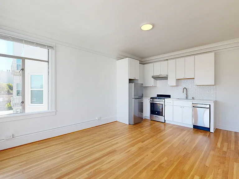 1801 California St #505 — Photo 5