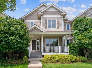 718 Sandstone Cir, Long Lake, MN 55356