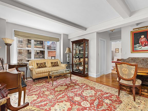 2nd image of 225 E 79th St APT 8D