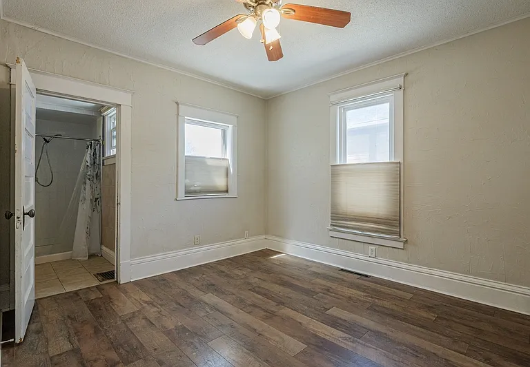 1219 Grand Ave — Photo 15