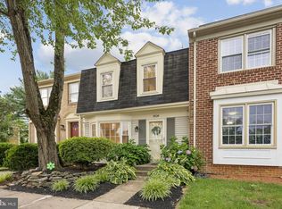 5524 Lakewhite Ct, Fairfax, VA 22032