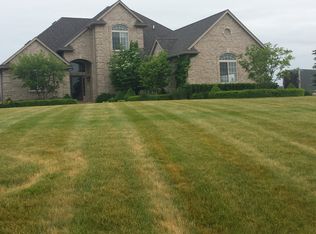 7320 Evergreen Trl, Almont, MI