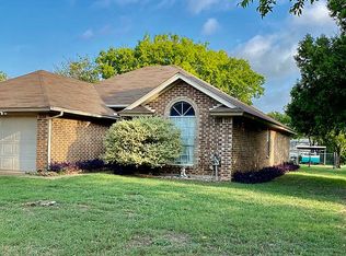 8816 Rockway St, White Settlement, TX 76108