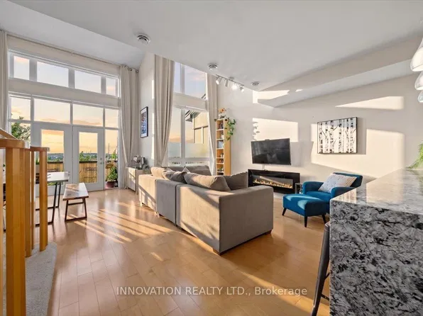 606 Brian Good Ave, Ottawa, ON K4M 0G7
