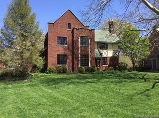 1328 S Wiggins Ave, Springfield, IL 62704