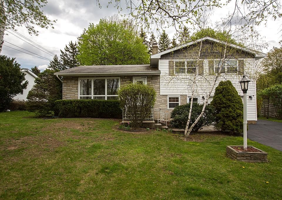 1st image of 112 Ferndale Dr