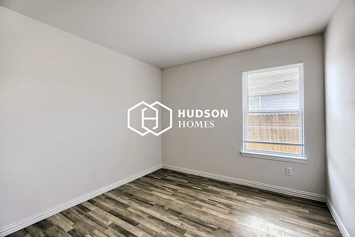 1509 Fairway Dr — Photo 8