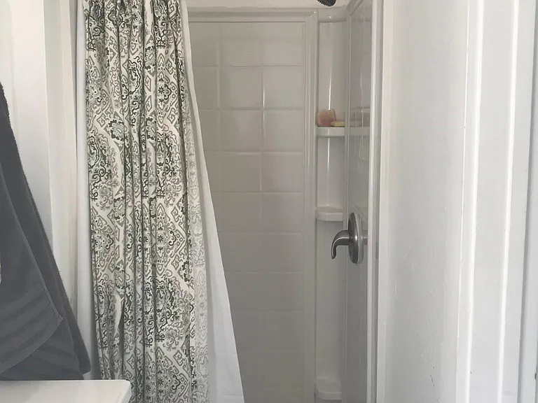 515 Foote St SW #4 — Photo 13