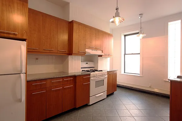 Rented by Corcoran | media 13