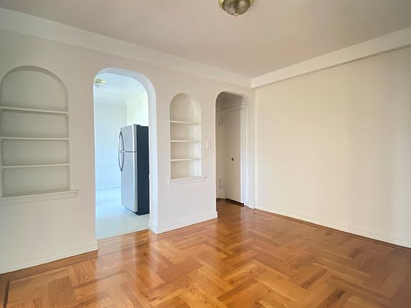 5th image of 1600 Ocean Pkwy APT 6B
