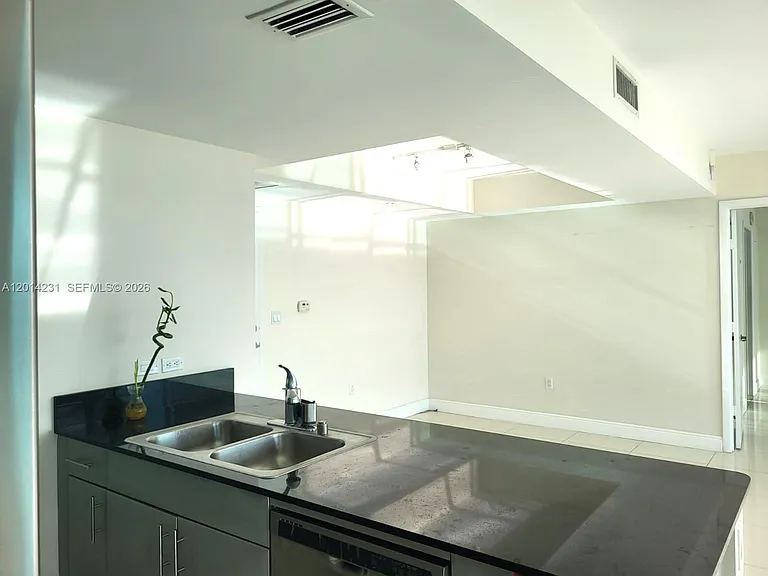 1861 NW South River Dr #2603 — Photo 3