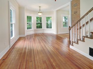 130 Murlyn Rd #1, Hamden, CT 06518