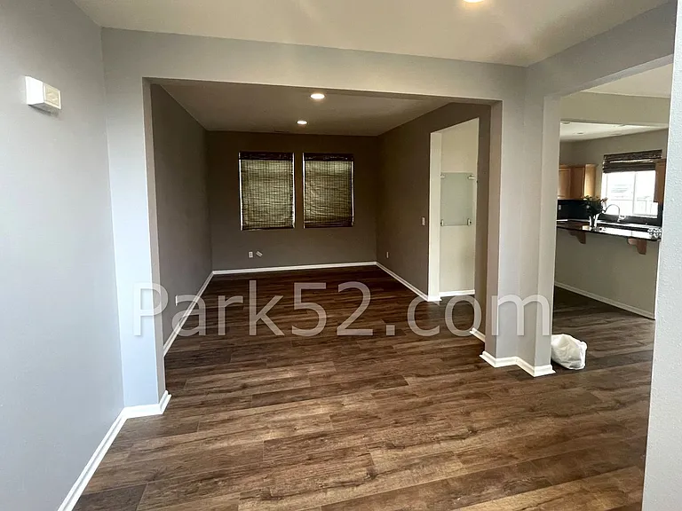 6418 41st St E — Photo 3