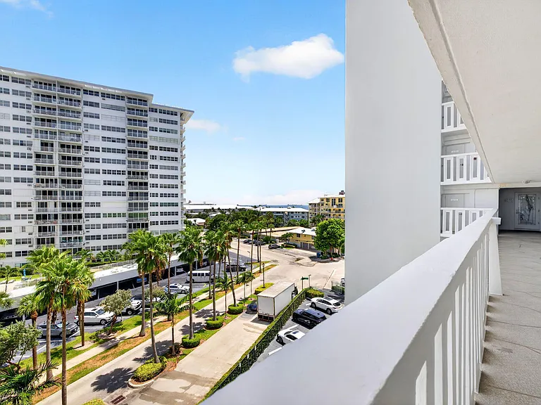 2000 S Ocean Dr #608 — Photo 41