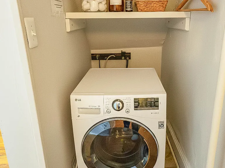 4031 Locust St #1 — Photo 9