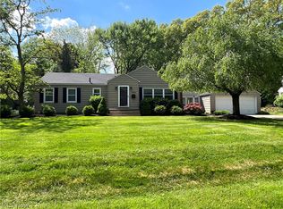 2050 27th St, Cuyahoga Falls, OH 44223