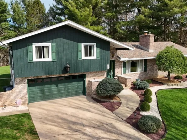 268 Kingsview Dr, Weirton, WV 26062